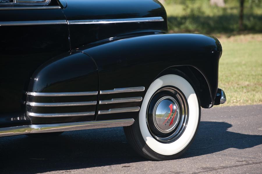 Chevrolet Fleetline 2-Door Aerosedan 1946 года  (фото 20 из 24)